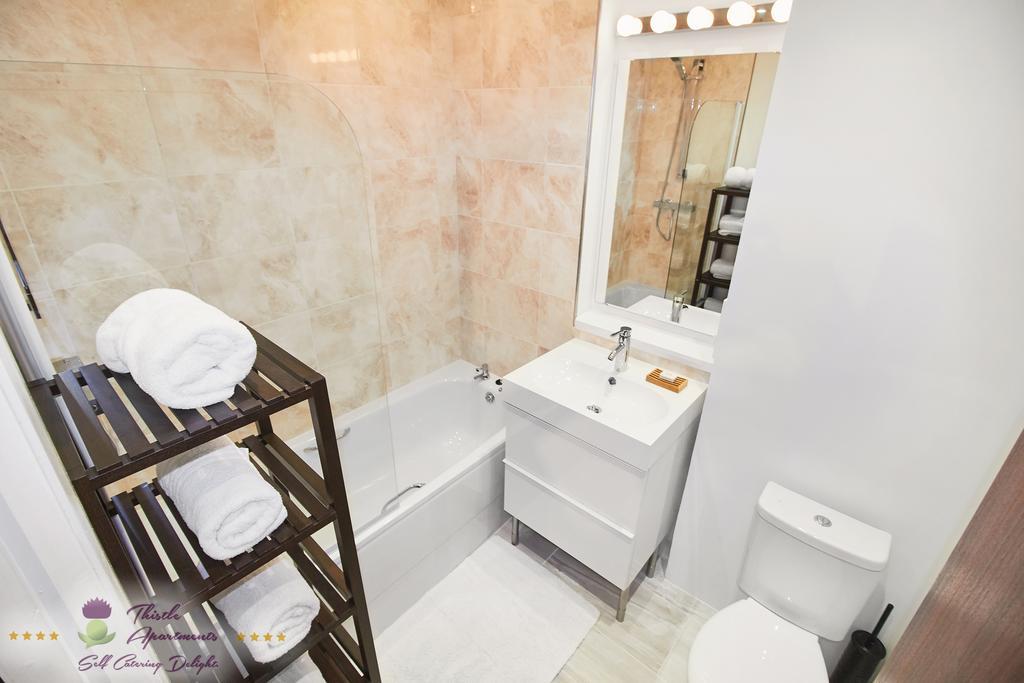 Thistle Apartments-City View Apartment แอเบอร์ดีน ภายนอก รูปภาพ