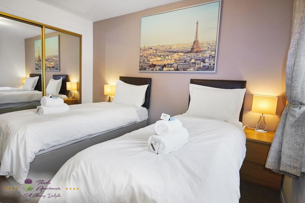 Thistle Apartments-City View Apartment แอเบอร์ดีน ภายนอก รูปภาพ